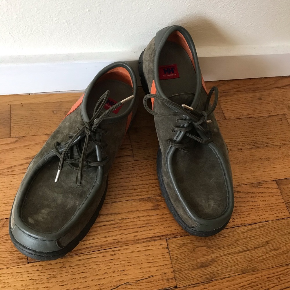 Brown&orange loafers with laces.